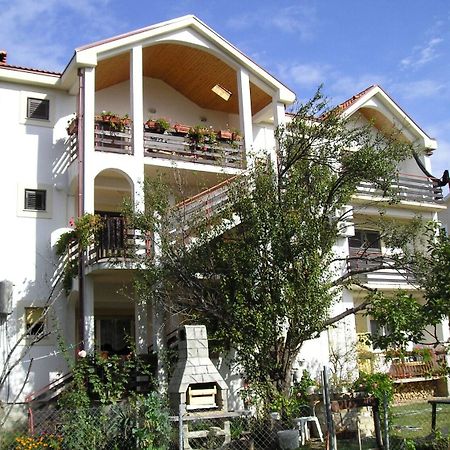 Apartments Oasis نين المظهر الخارجي الصورة